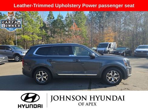 Used 2020 Kia Telluride EX image 14