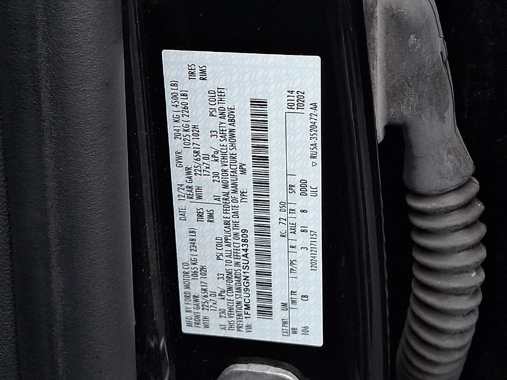 Used 2025 Ford Escape Active AWD/4WD image 27