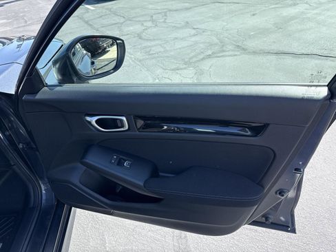 Certified 2024 Honda Civic EX image 28