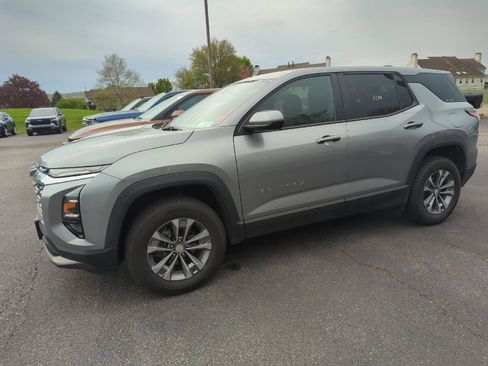 Used 2025 Chevrolet Equinox LT image 5