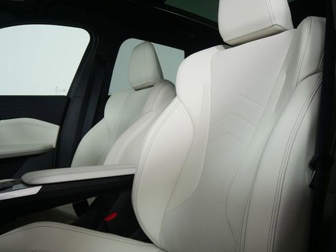 New 2026 BMW X1 xDrive28i w/ Technology Package image 12