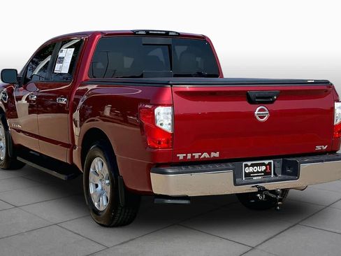 Used 2017 Nissan Titan SV RWD image 12