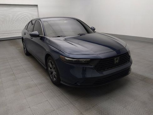 Used 2023 Honda Accord EX image 13