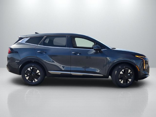 New 2027 Kia Sportage LX FWD image 3
