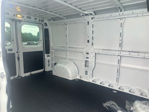 New 2025 RAM ProMaster 1500 FWD image 34