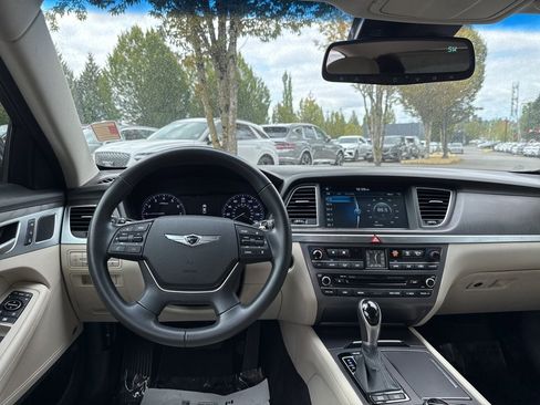 Used 2017 Genesis G80 3.8 w/ Option Group 03 image 11