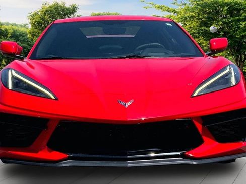 Used 2021 Chevrolet Corvette Stingray Preferred Conv w/ Z51 Performance Package RWD image 2