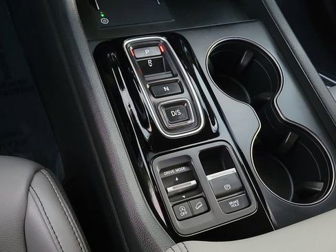 Certified 2024 Honda Pilot EX-L image 31