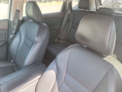 Used 2023 Nissan Rogue SV w/ SV Premium B Package FWD image 8