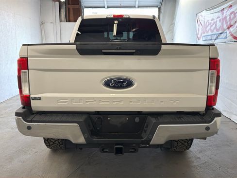 Used 2017 Ford F250 Lariat w/ Lariat Ultimate Package image 6