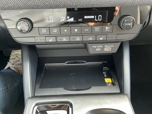 New 2026 Subaru Outback Premium image 21