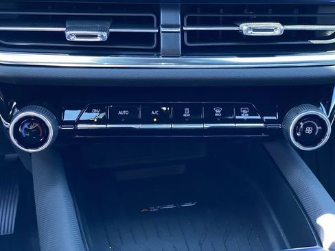 New 2026 Chevrolet Equinox EV LT FWD image 24