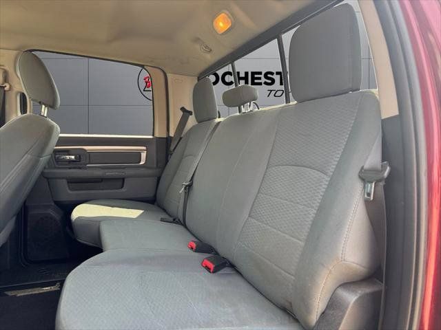 Used 2018 RAM 1500 Classic SLT AWD/4WD image 47