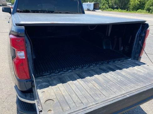 Certified 2022 Chevrolet Silverado 1500 LT AWD/4WD image 21