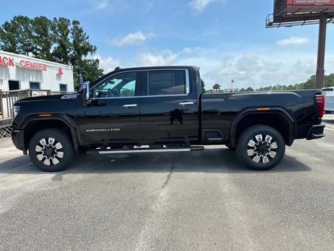 New 2025 GMC Sierra 2500 Denali w/ Denali Reserve Package image 6
