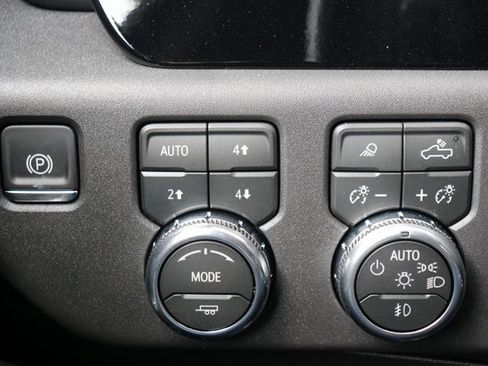 New 2026 GMC Sierra 1500 SLT w/ SLT Premium Plus Package image 23