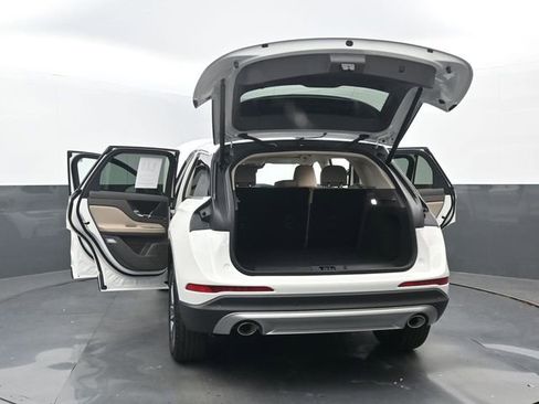 Used 2024 Lincoln Corsair AWD w/ Equipment Group 101A image 34
