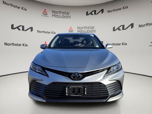 Used 2022 Toyota Camry LE AWD/4WD image 6