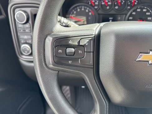 Used 2022 Chevrolet Silverado 1500 Custom image 17