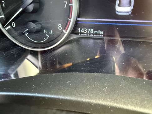 Used 2025 Nissan Altima 2.5 SV FWD image 13