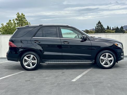 Used 2017 Mercedes-Benz GLE 350 4MATIC w/ Premium 1 Package image 10