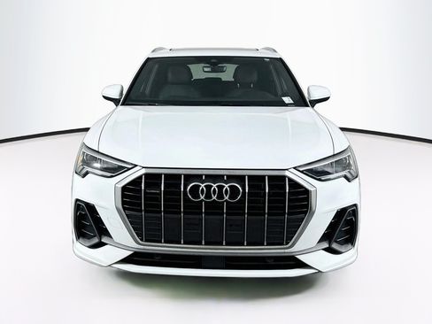 Used 2025 Audi Q3 2.0T Premium AWD/4WD image 2