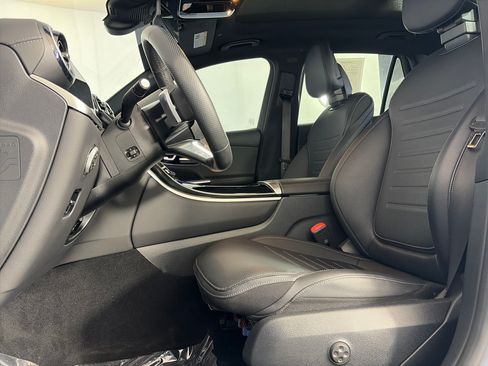 Used 2023 Mercedes-Benz GLC 300 4MATIC image 7