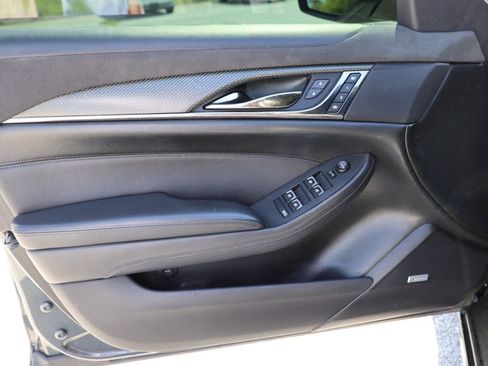 Used 2017 Cadillac CTS V w/ Luxury Package RWD image 12