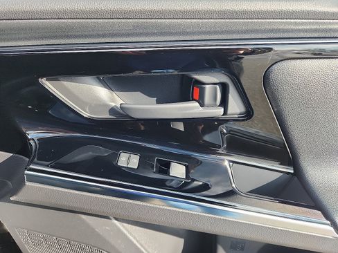 Used 2023 Toyota bZ4X Limited image 35