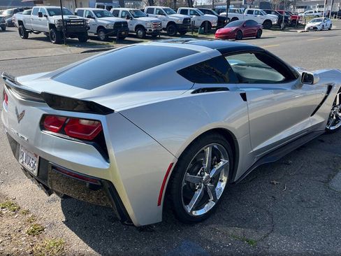 Used 2014 Chevrolet Corvette Stingray 2dr Coupe w/ 3LT Preferred Equipment Group image 5