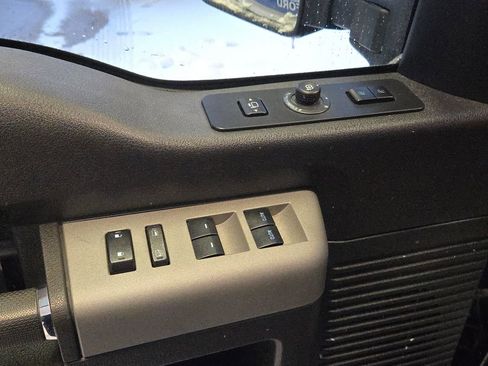 Used 2016 Ford F250 Lariat w/ Lariat Ultimate Package image 9