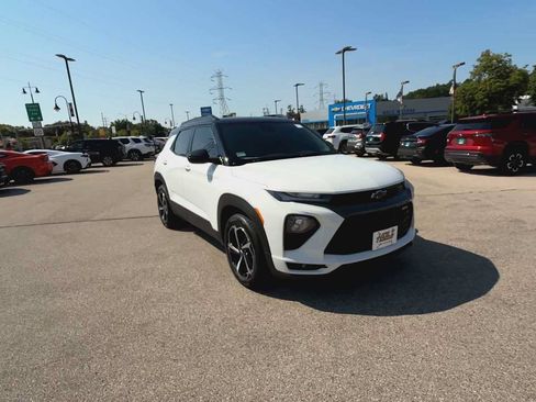 Certified 2023 Chevrolet TrailBlazer RS w/ Convenience Package FWD image 2