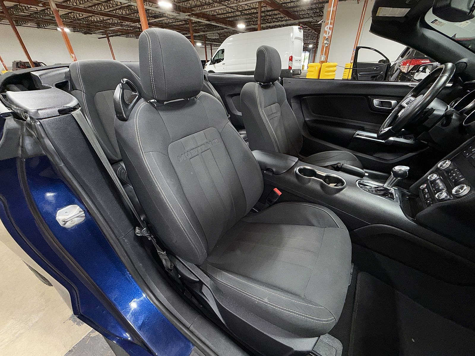 Used 2019 Ford Mustang Convertible w/ Ecoboost Performance Package RWD image 15