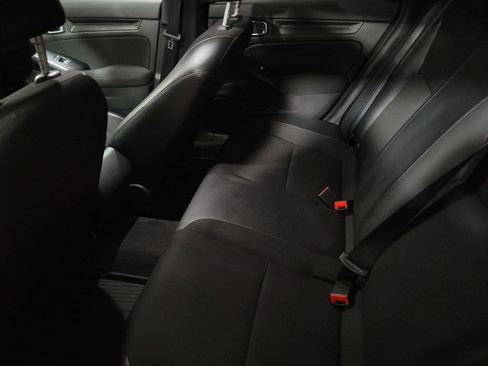 Used 2022 Honda Civic Sport image 10