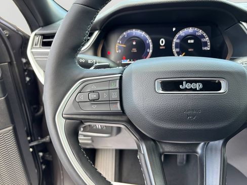New 2026 Jeep Grand Cherokee L 4WD image 21