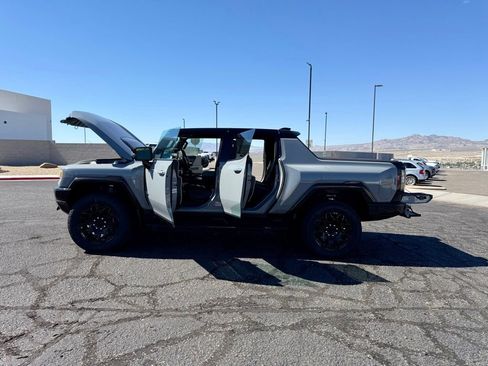 New 2026 GMC Hummer EV 4x4 Crew Cab image 47