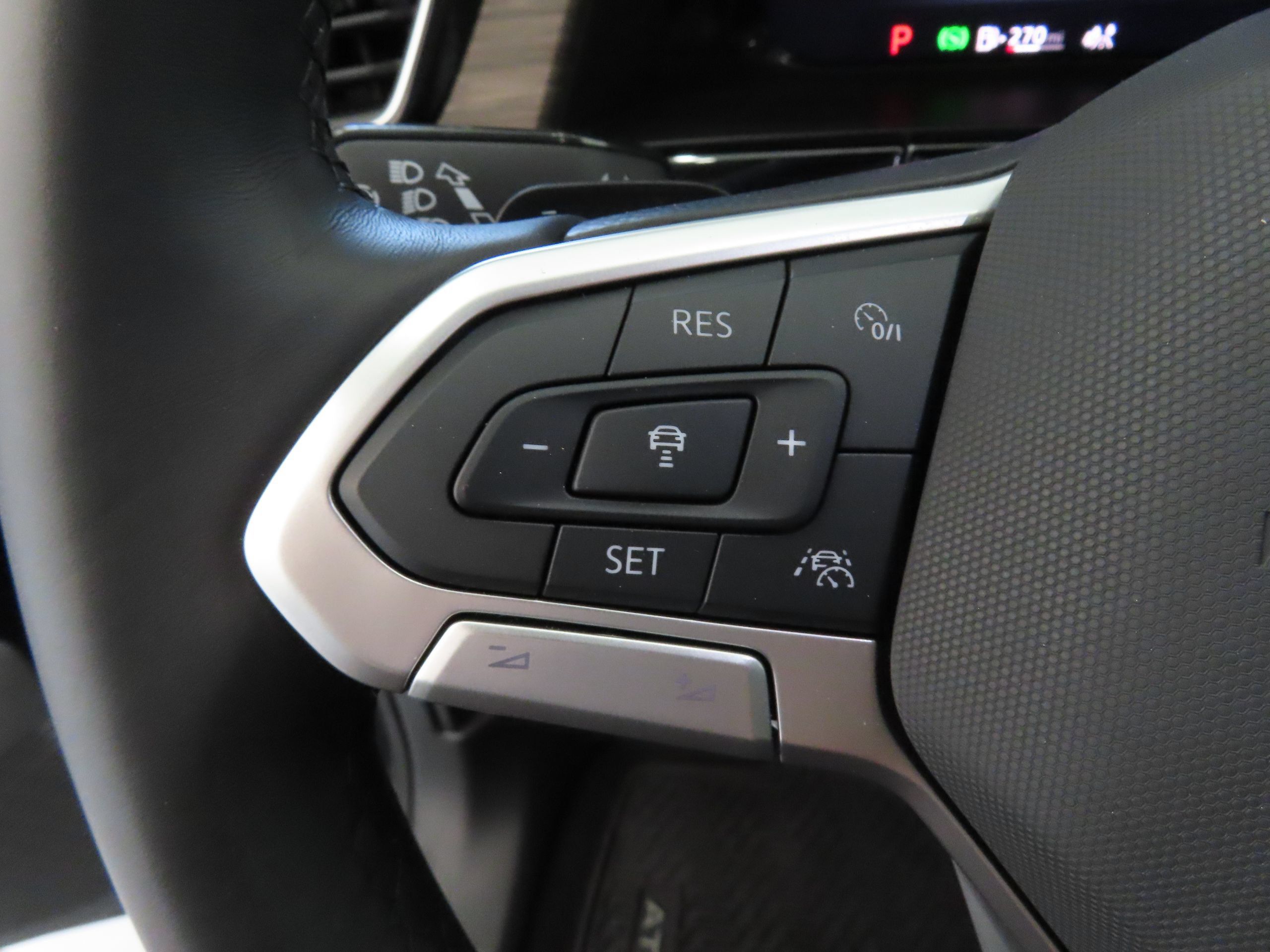 New 2025 Volkswagen Atlas SEL Premium R-Line AWD/4WD image 12