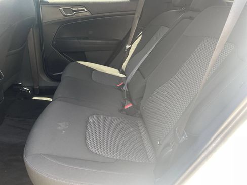 Used 2025 Kia Sportage LX FWD image 24