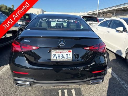 Used 2025 Mercedes-Benz C 300 Sedan image 5