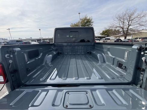 New 2026 Jeep Gladiator Sport image 12