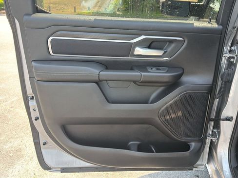 Used 2025 RAM 1500 Big Horn AWD/4WD image 17