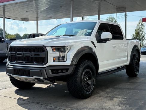 Used 2018 Ford F150 Raptor w/ Equipment Group 802A Luxury image 5