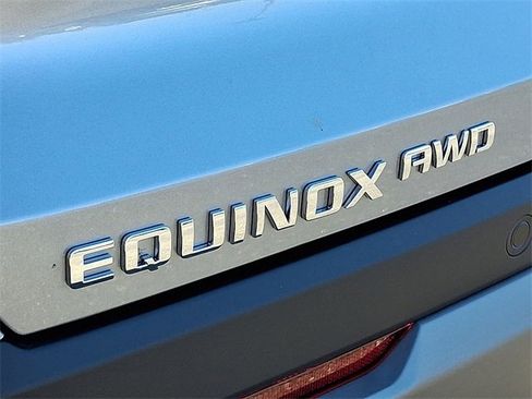 New 2026 Chevrolet Equinox LT w/ Convenience Package II image 17
