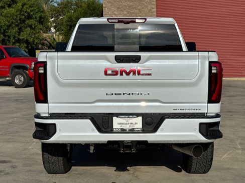 New 2026 GMC Sierra 2500 Denali w/ Denali Reserve Package image 13