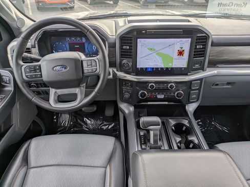 Used 2025 Ford F150 Lariat w/ Equipment Group 501A Mid image 26