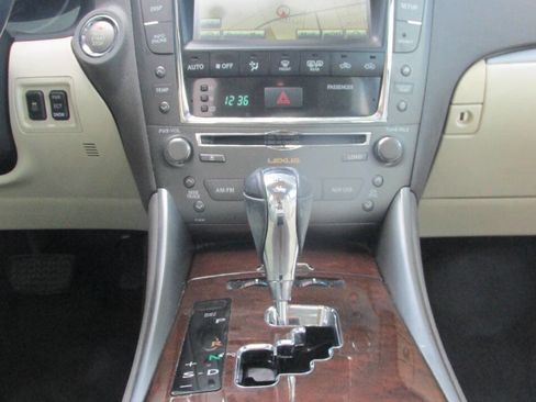 Used 2011 Lexus IS 250 w/ Premium Pkg Value Edition RWD image 13