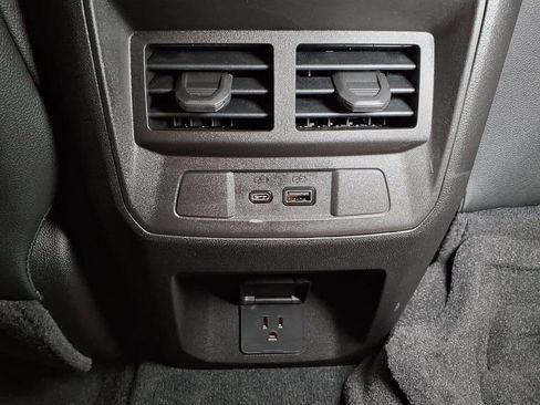 New 2025 GMC Canyon AT4 w/ Nightfall Edition AWD/4WD image 13