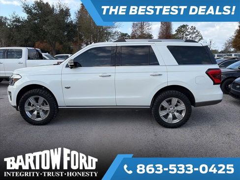 Used 2024 Ford Expedition King Ranch image 8