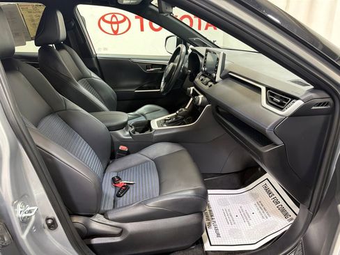 Used 2021 Toyota RAV4 XSE w/ XSE Grade Weather Package AWD/4WD image 12