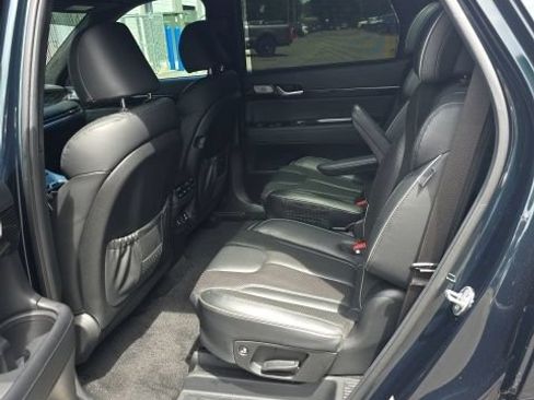 Used 2024 Hyundai Palisade Calligraphy FWD image 7